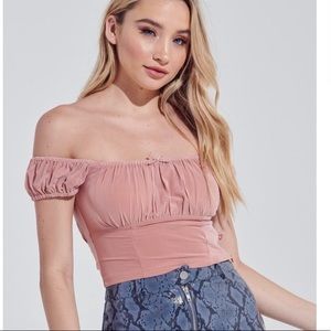 OFF THE SHOULDER CROP TOP